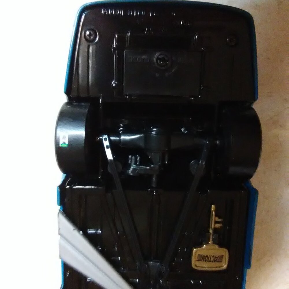 1999 Dale Earnhardt  Wrangler Jeans Monte Carlo 1:24  Bank - SHIP ONLY 1 CAR PER - Picture 8 of 13